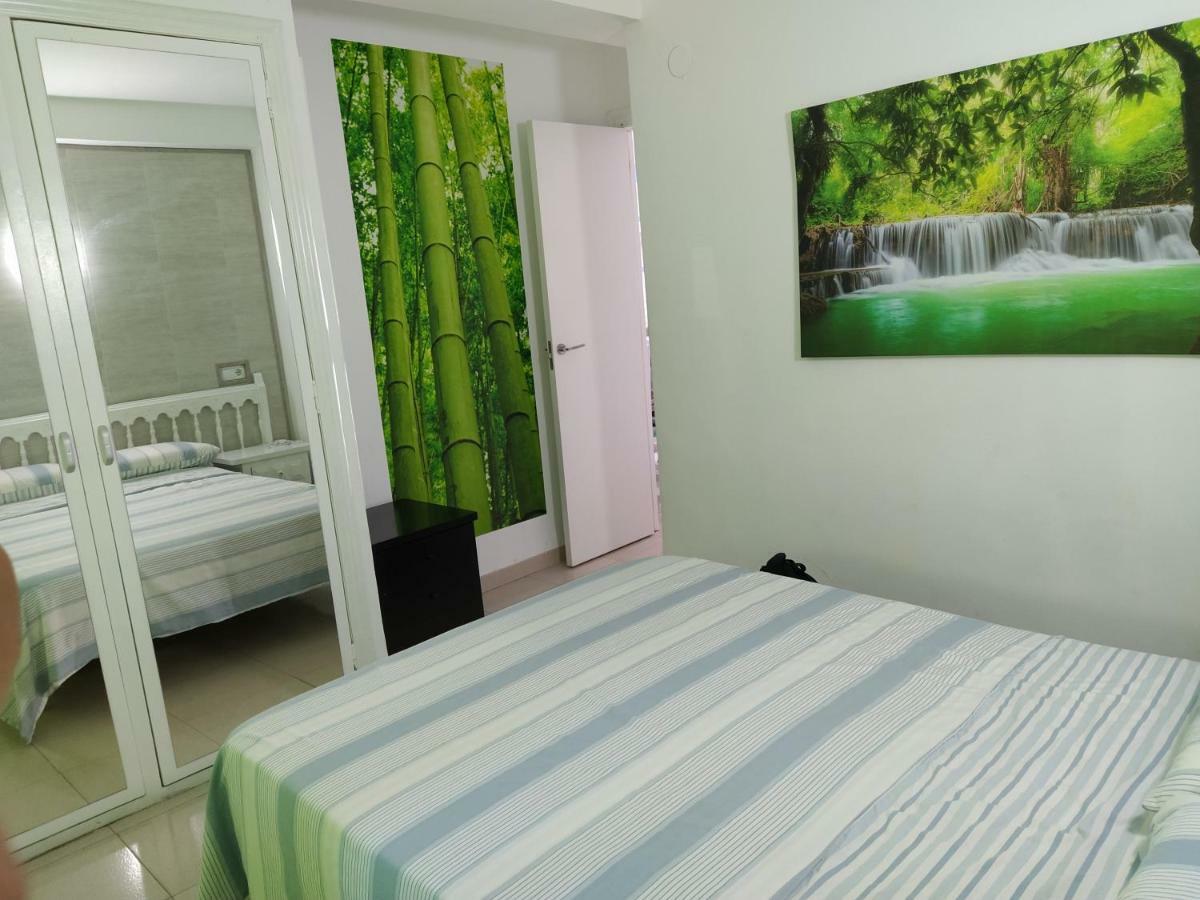Apartamento Primera Linea De Mar Hospitalet De L'Infant Exterior photo