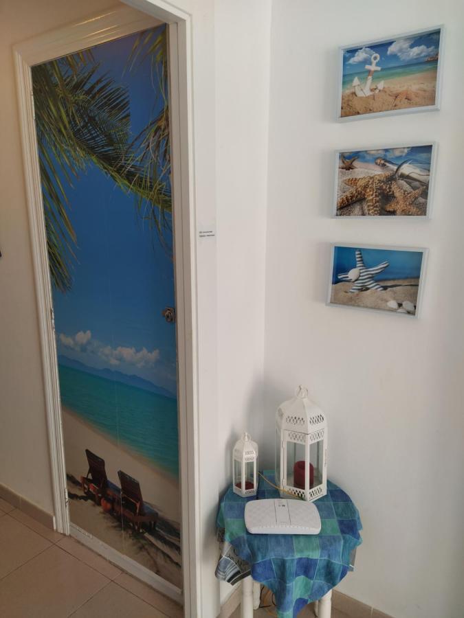 Apartamento Primera Linea De Mar Hospitalet De L'Infant Exterior photo