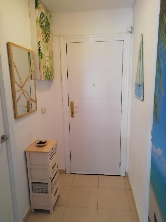 Apartamento Primera Linea De Mar Hospitalet De L'Infant Exterior photo